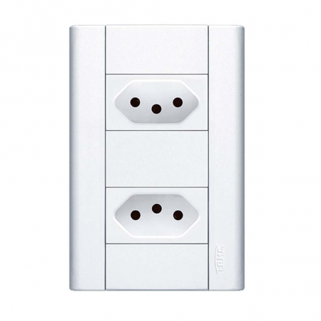 2 Tomada Padrão 2P+T Distanciadas 10A com Placa Modulare 1433 - Fame